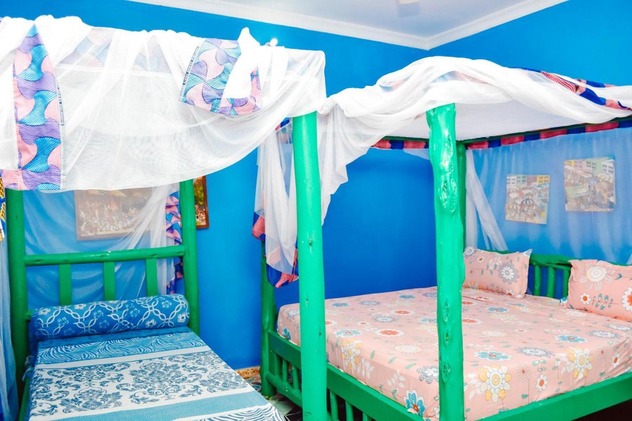 Coccobello Zanzibar Нунгви